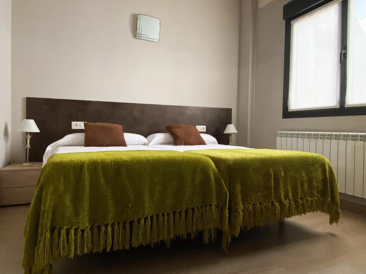 Apartamentos Lorione Olite Dış mekan fotoğraf