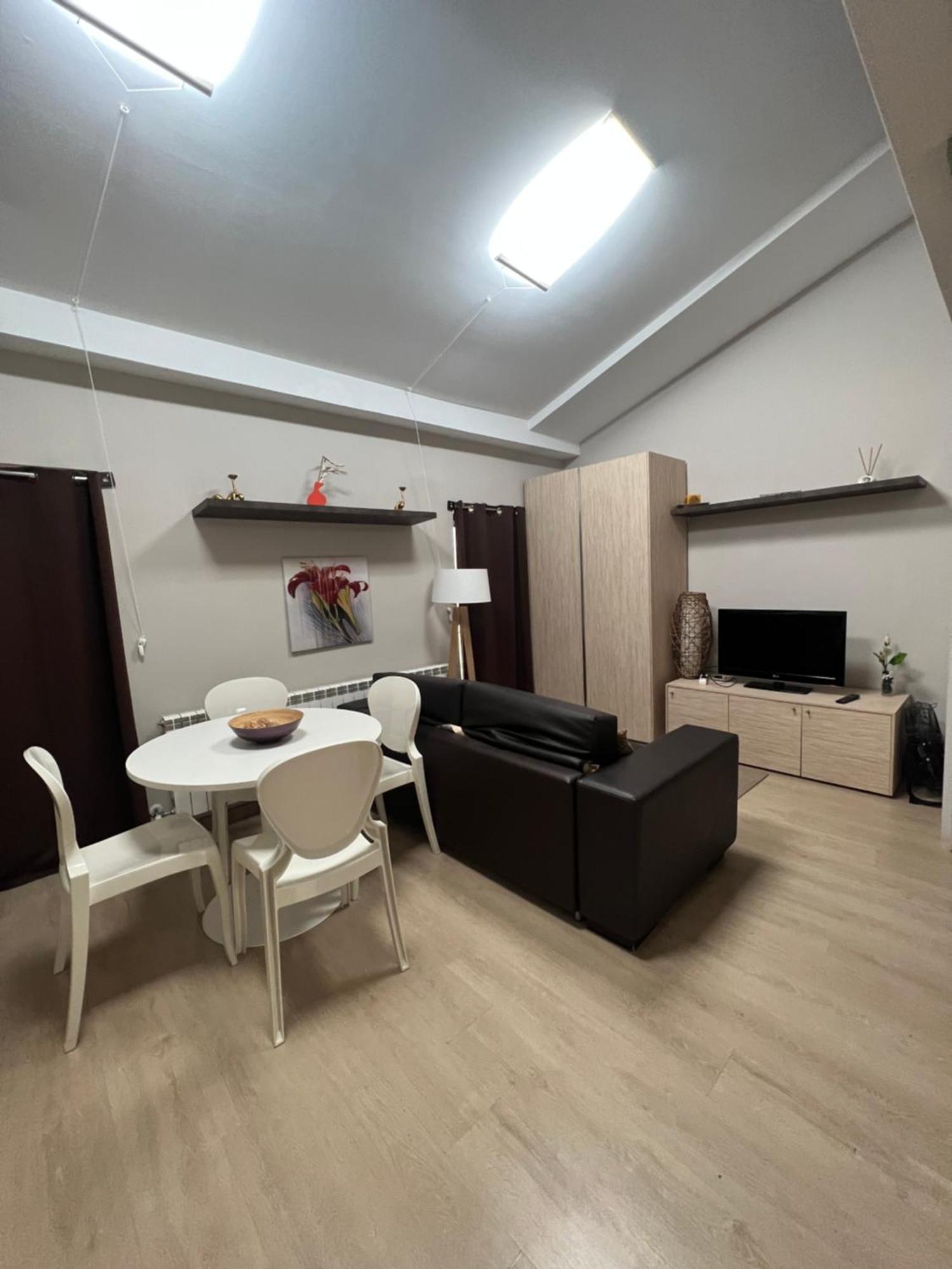 Apartamentos Lorione Olite Dış mekan fotoğraf